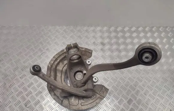 BMW M4 F82 F83 Front wheel hub spindle knuckle 31212284002