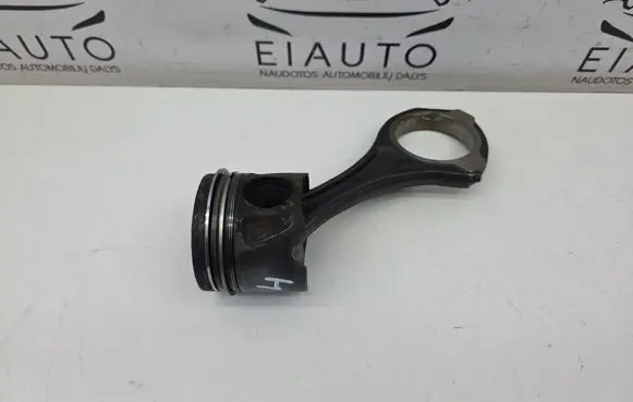 Mercedes-Benz S W221 Piston with connecting rod