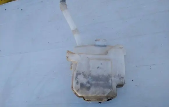 Mitsubishi ASX Windshield washer fluid reservoir/tank HLC-37064