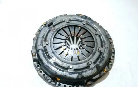 Volvo V50 Pressure plate 9654219380