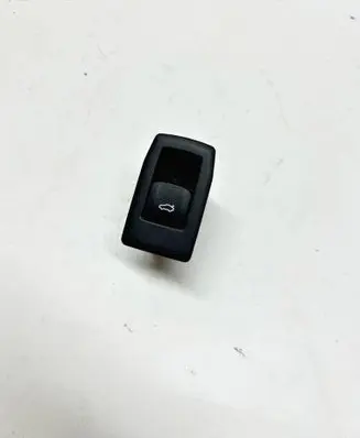 BMW 3 G20 G21 Tailgate/boot open switch button 7948786 L103424 AI01HW01