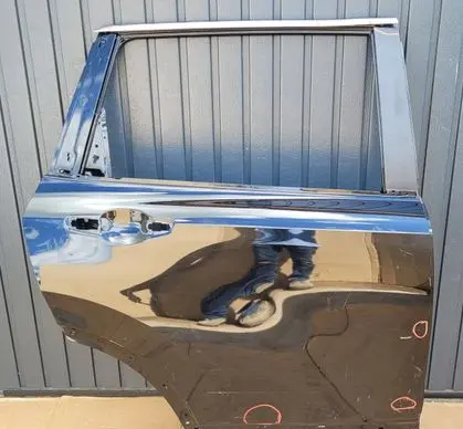 Honda CR-V Rear door