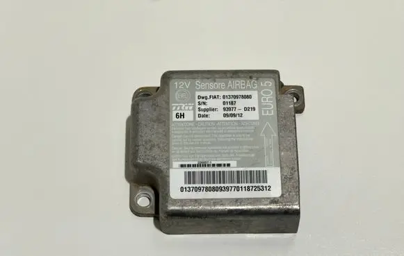 Peugeot Boxer Airbag control unit/module 01370978080