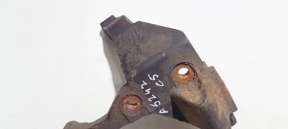 Citroen C5 Engine mounting bracket 363183