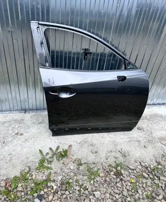 Mazda CX-3 Front door