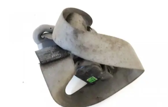 Rear seatbelt