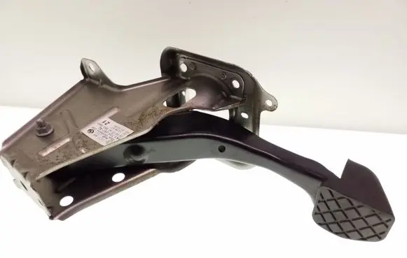 Volkswagen PASSAT CC Brake pedal 1K1721057AL