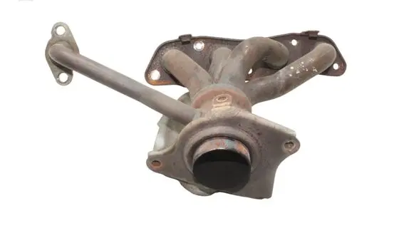 Lexus CT 200H Exhaust manifold