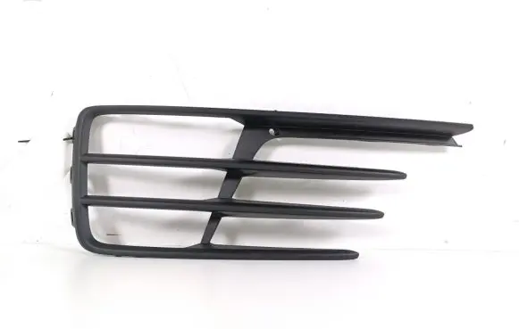 Volkswagen Scirocco Front bumper lower grill 1K8853665E