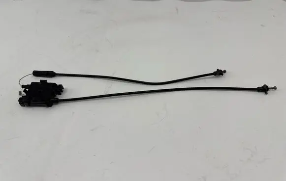 Engine bonnet/hood lock release cable