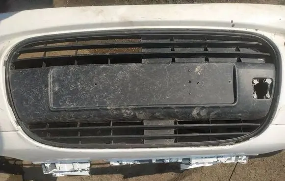 Citroen C1 Front bumper lower grill