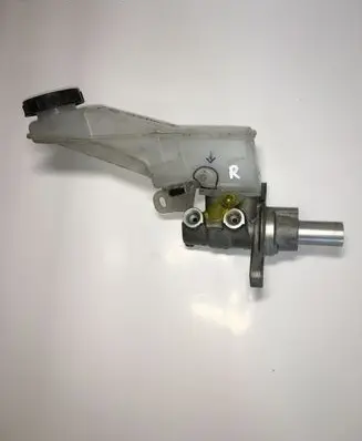 Nissan Qashqai Master brake cylinder 0204Y24277