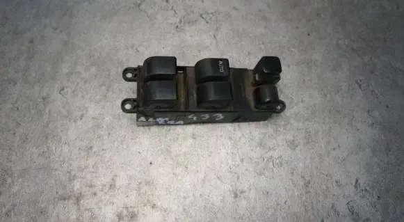 Nissan Almera Electric window control switch
