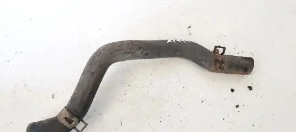 Toyota Avensis Verso Engine coolant pipe/hose