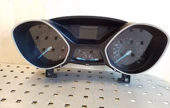 Ford Focus Speedometer (instrument cluster) BM5T10849DT