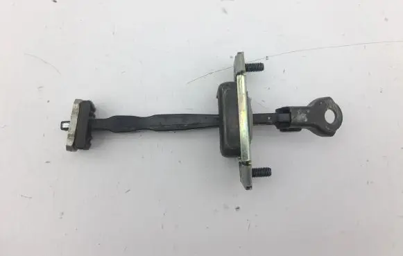 Hyundai Kona I Rear door check strap stopper