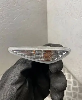 Mazda 6 Front fender indicator light e11011471