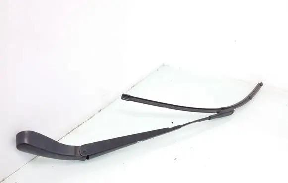 Volvo S60 Windshield/front glass wiper blade 182357 231