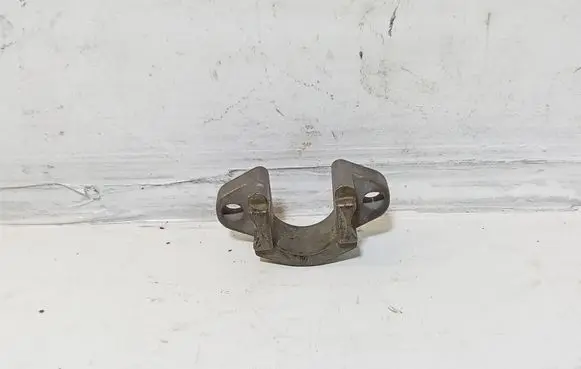 BMW 5 E60 E61 Fuel Injector clamp holder