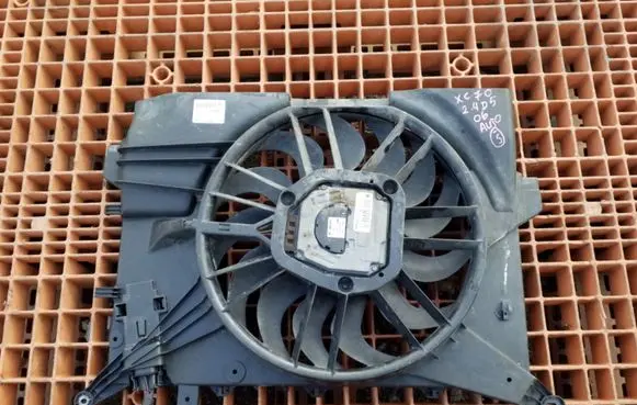 Volvo XC70 Radiator cooling fan shroud 1137382116 3137229010 0603273004