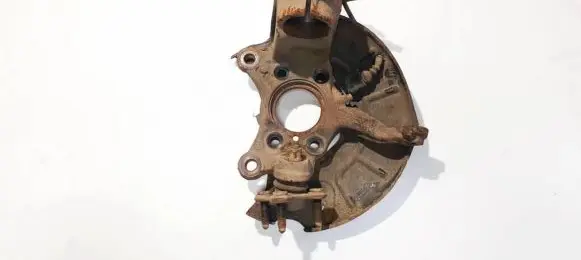 Volkswagen Golf Plus Front wheel hub