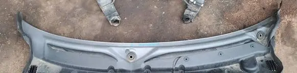 Mini One - Cooper R57 Wiper trim 74850615