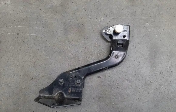 Volkswagen Crafter Sliding door upper roller guide/hinge 7C0843398C