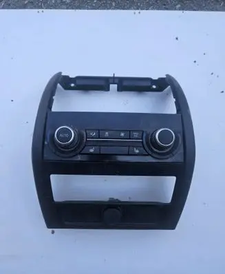 BMW 5 F10 F11 Climate control unit 9304719 930471901