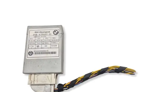 BMW 5 E60 E61 Air suspension control unit module (rear) 6770411