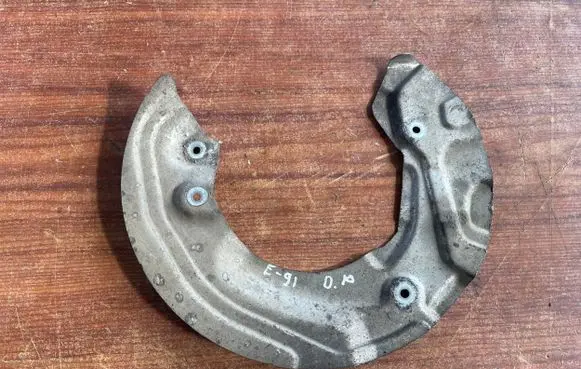 BMW 3 E90 E91 Front brake disc dust cover plate 