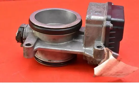 Renault Laguna II Throttle body valve 8200063652