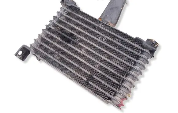 Mitsubishi 3000 GT Engine oil radiator 