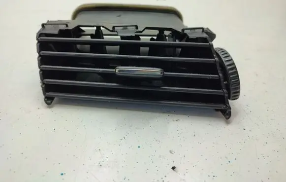 BMW 5 E60 E61 Dashboard side air vent grill/cover trim 6953749