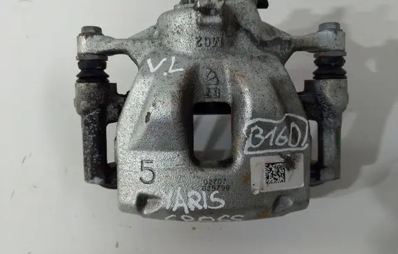 Toyota Yaris Cross Front brake caliper