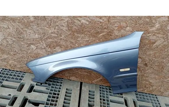BMW 3 E36 Fender