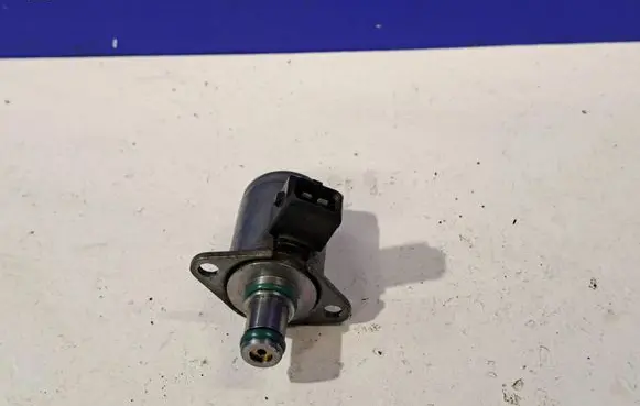 Mercedes-Benz C W204 Turbo solenoid valve A00010921004