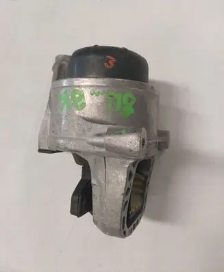Engine mount bracket