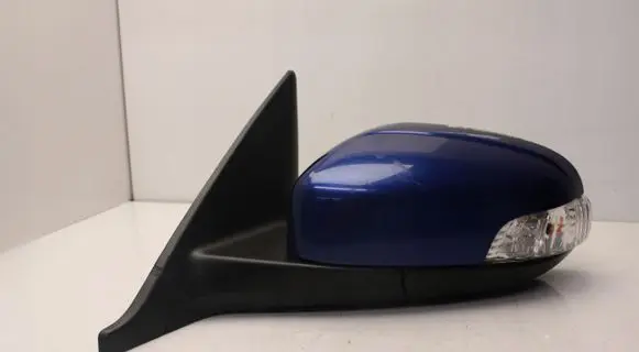 Volvo V50 Front door electric wing mirror 