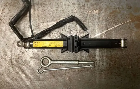 Volvo XC90 Tool set 30647621