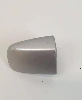 Toyota Avensis T270 Rear door handle cover 45L2