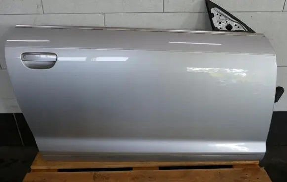 Audi A3 S3 8P Front door
