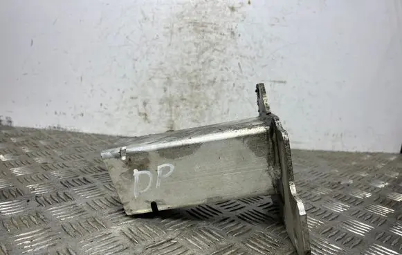 Jeep Cherokee Front bumper cross member 68320265AA