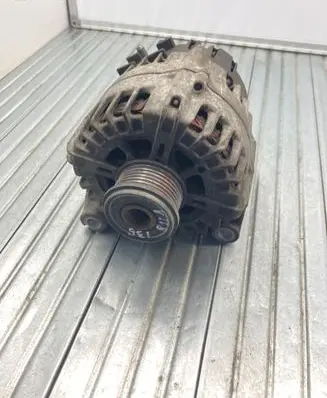 BMW 3 F30 F35 F31 Generator/alternator 8507624 2608669D FG18S052