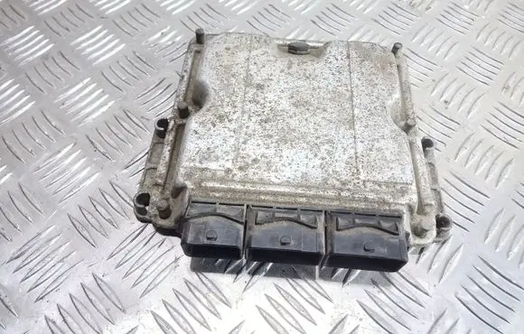 Renault Laguna II Engine control unit/module 0281011571 8200309318