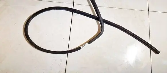 Toyota Yaris Rubber seal rear door 
