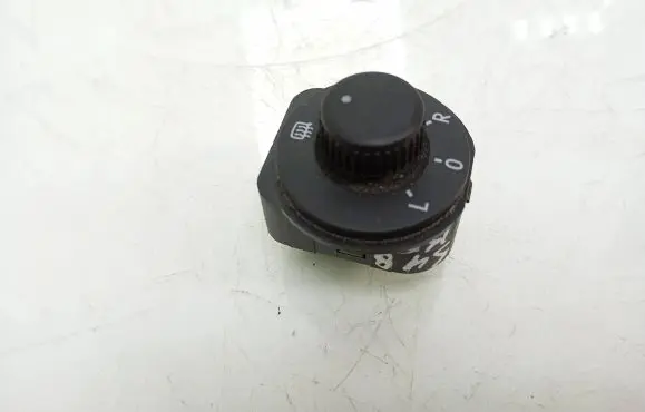 Volkswagen Up Wing mirror switch 1s0959565 199304S