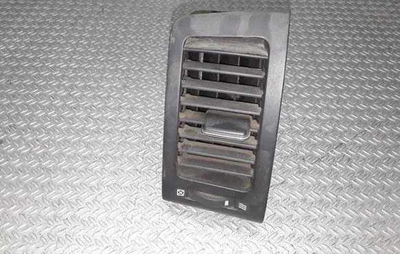 Toyota Corolla Verso E121 Dash center air vent grill 155643