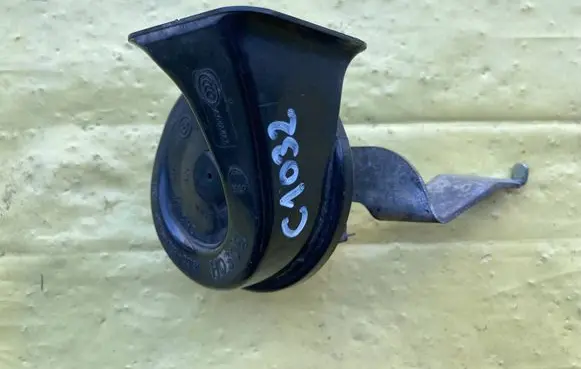 Mercedes-Benz C W204 Horn signal 70/3881157