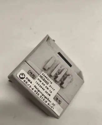 BMW 3 E46 Yaw turn rate sensor 6923215 1552949392 55892110