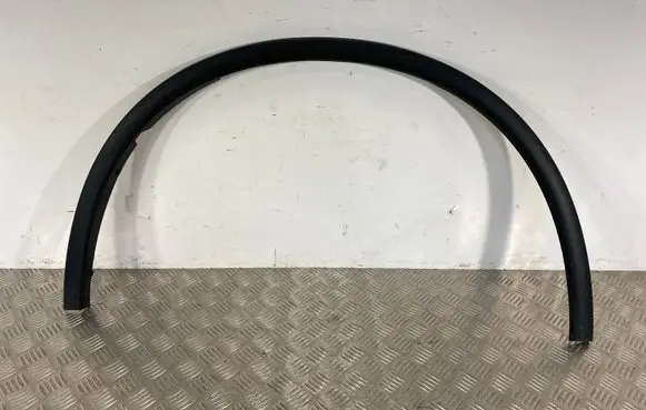 Dodge Durango Fender trim (molding)